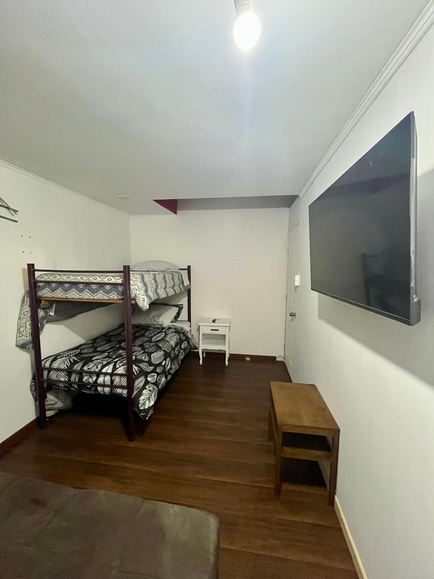 Hostel Tu Espacio Re - Habitaciones Cerca Del Aeropuerto Сантьяго Екстер'єр фото